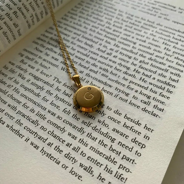 Amix Necklace