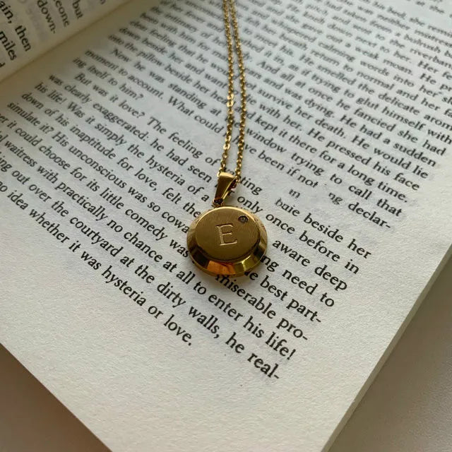 Amix Necklace