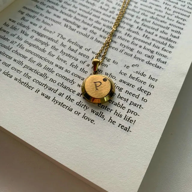 Amix Necklace