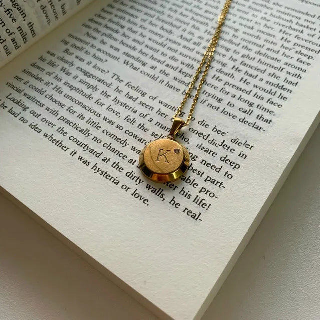 Amix Necklace