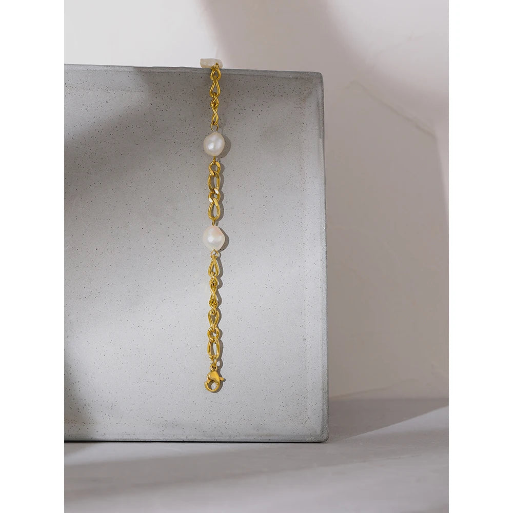 Nara Pearl Bracelet