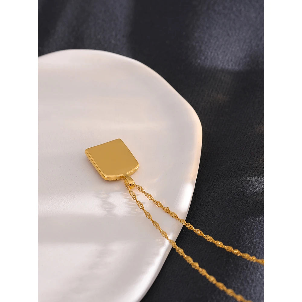 Luna Necklace