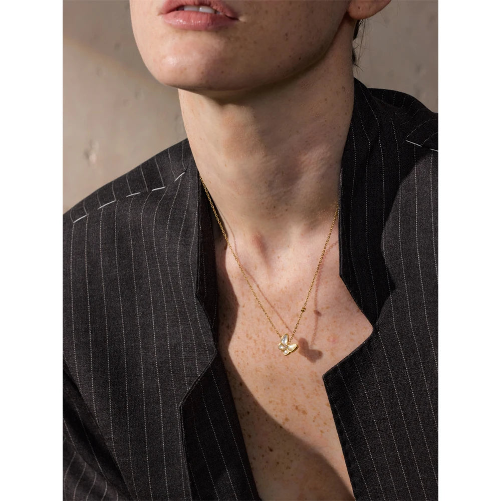 Belle Necklace