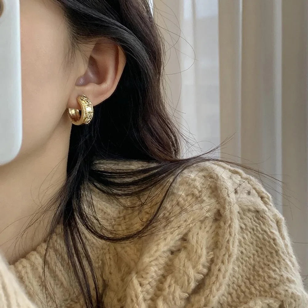 twist lace earrings