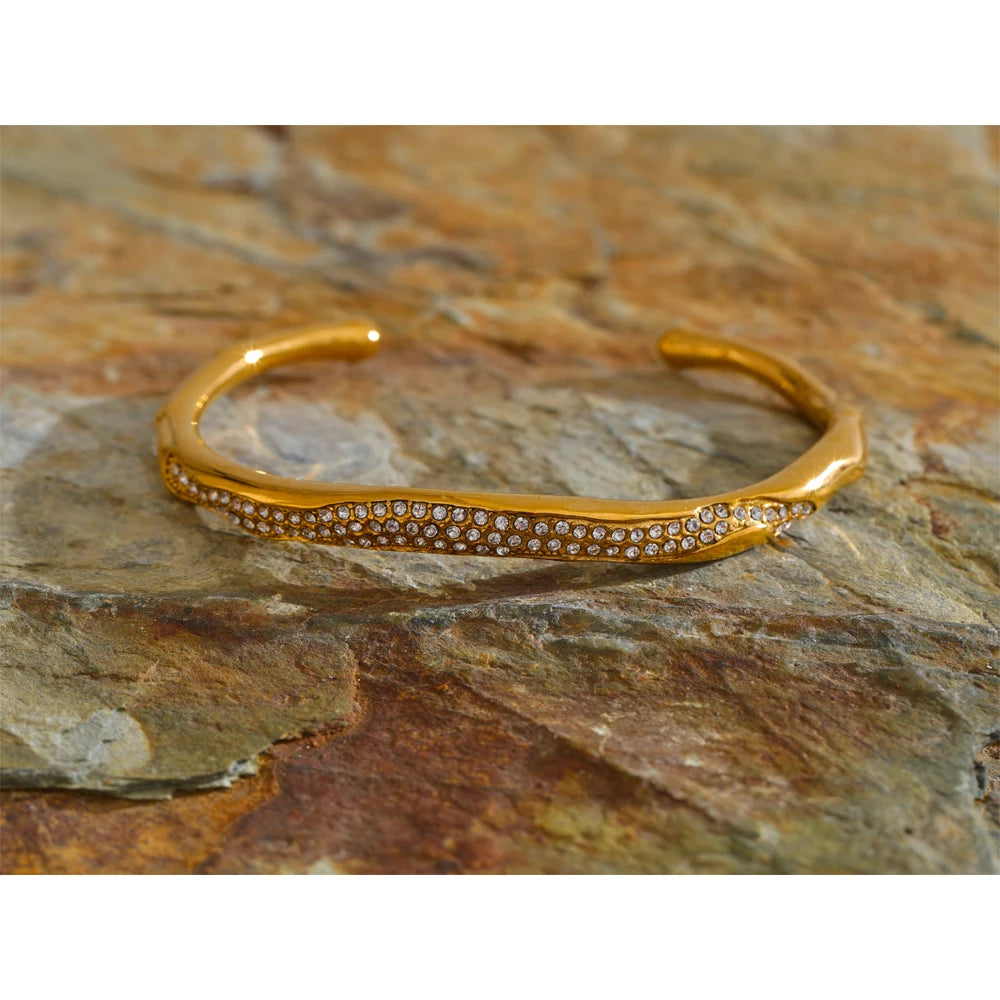 Eclipse Glow – Bracelet