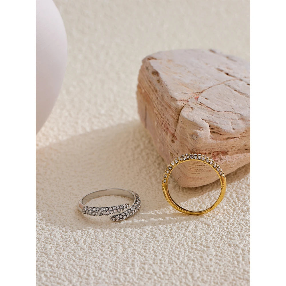 Delicate Bling Ring