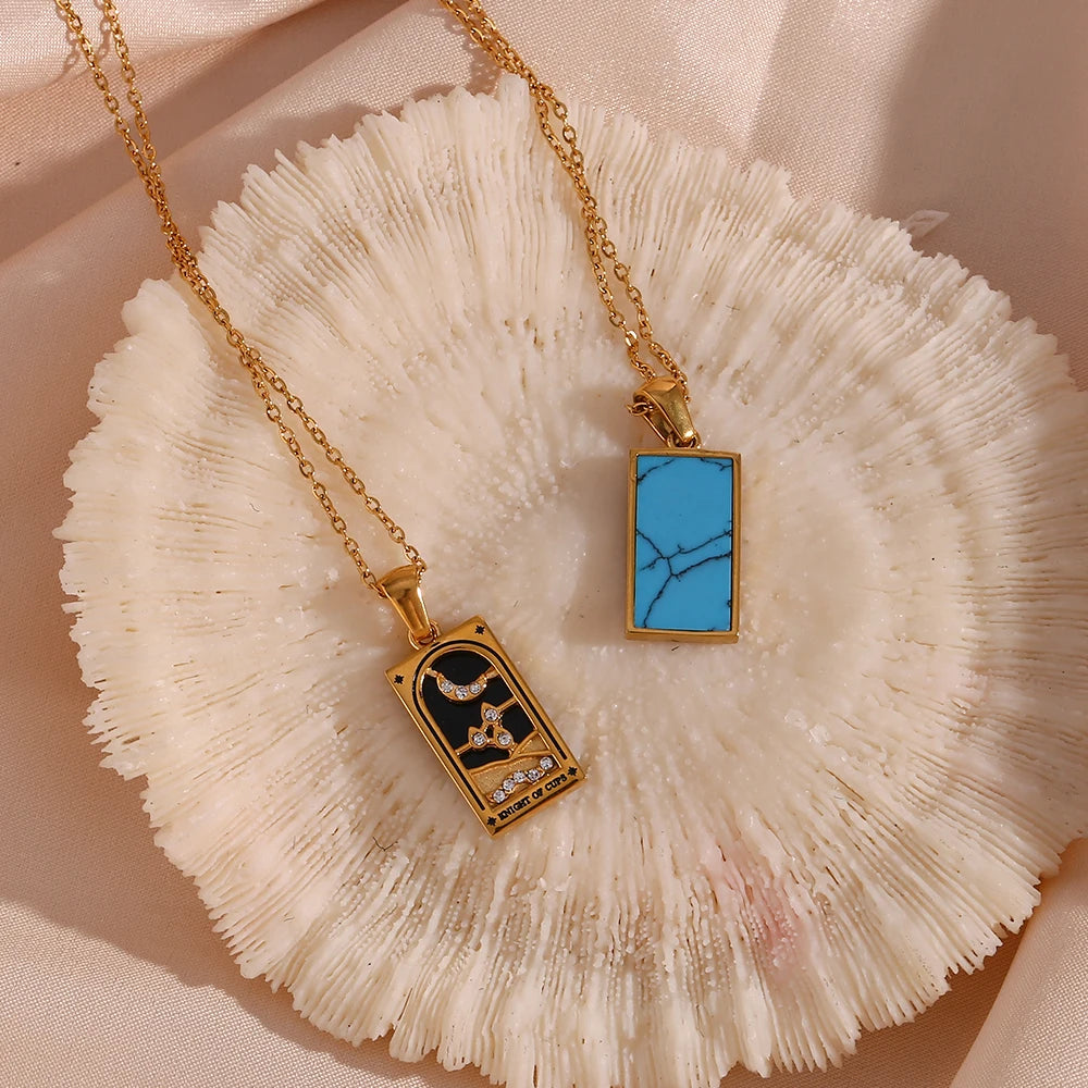 Joya Necklace
