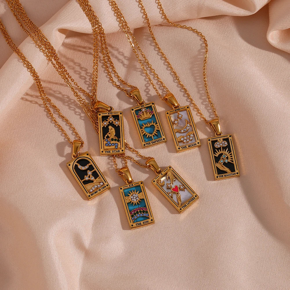 Joya Necklace