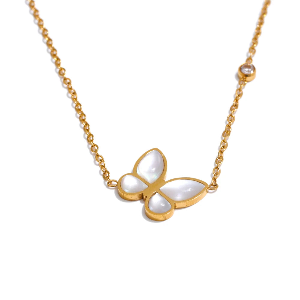 Belle Necklace
