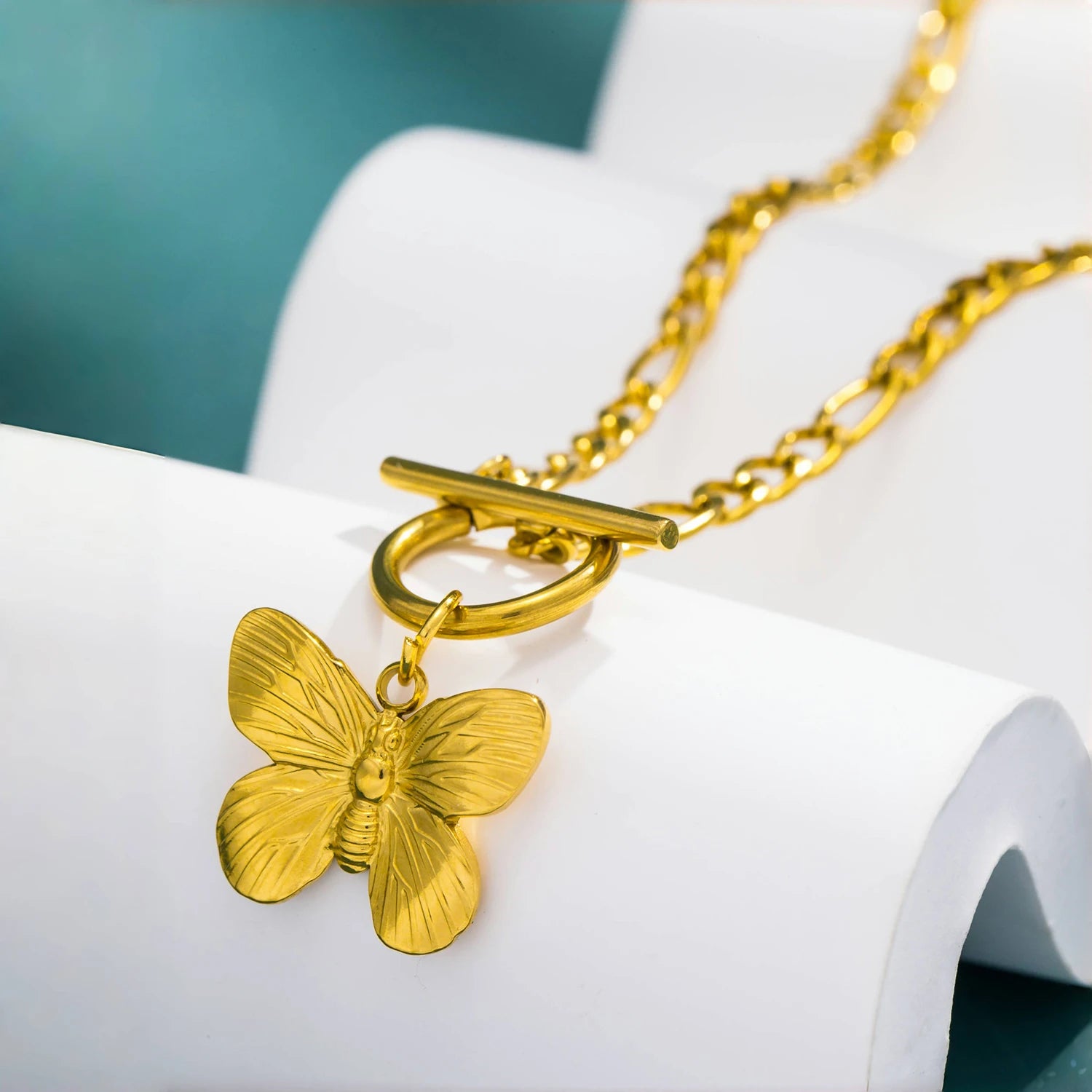 Lurea Necklace