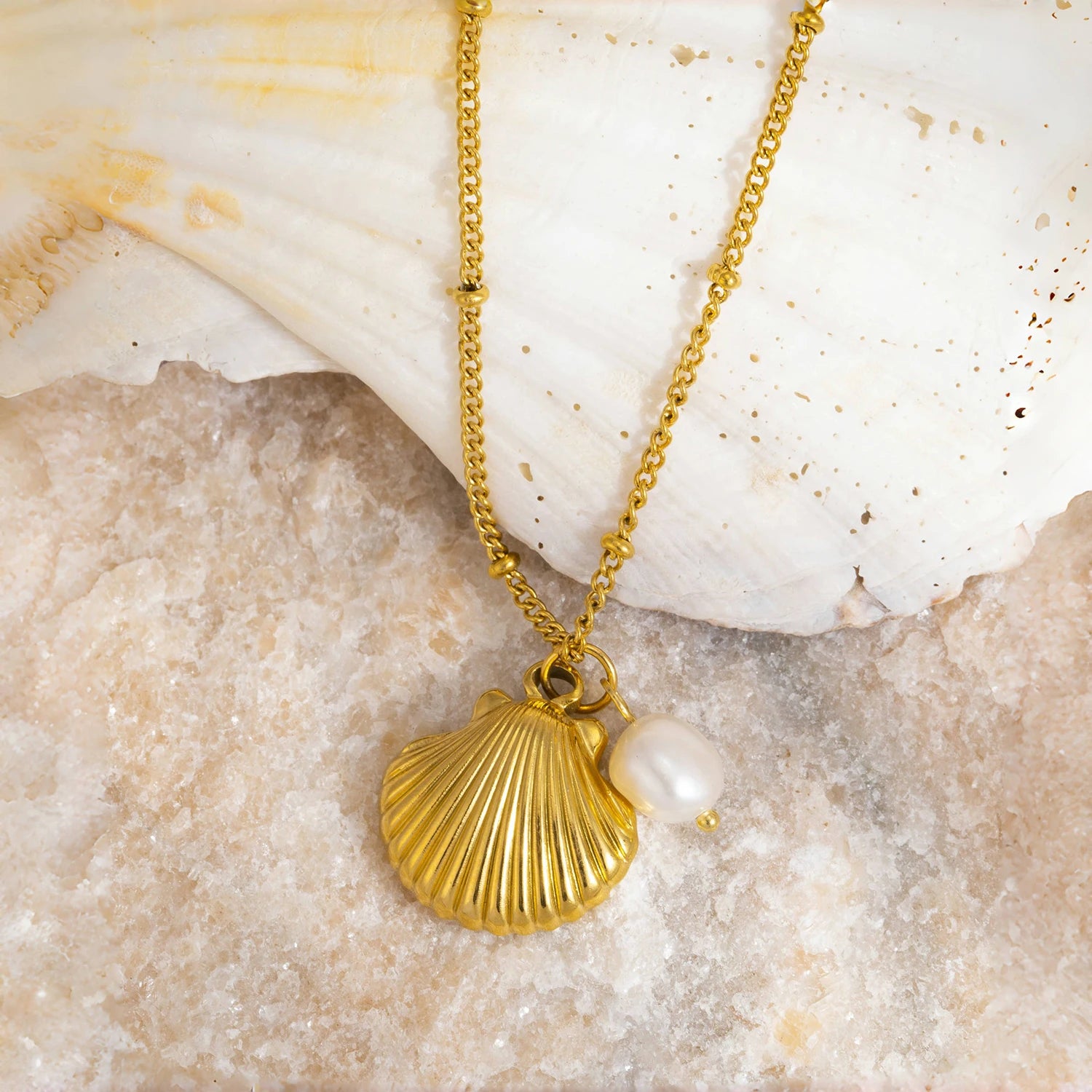 Pearl Pendant Necklace
