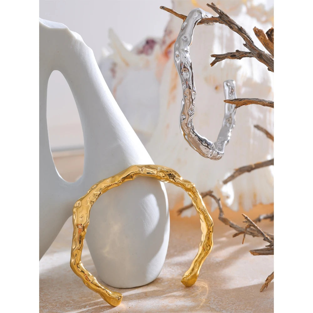 Avia Bracelet