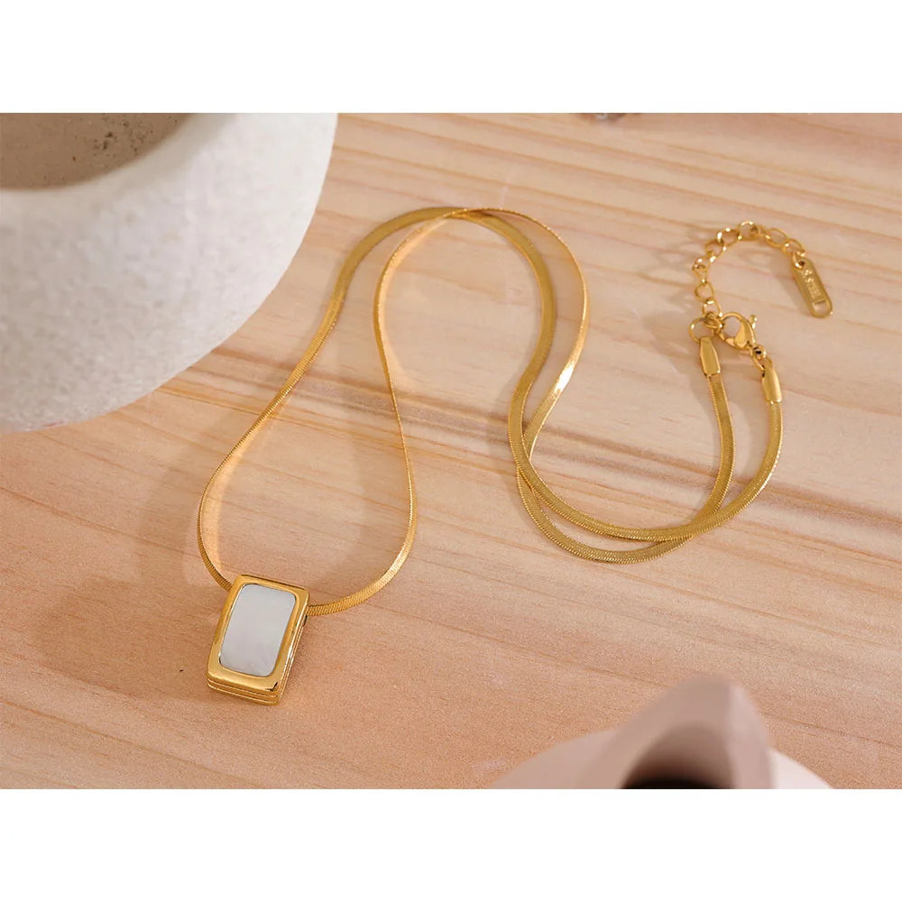 Haze Necklace