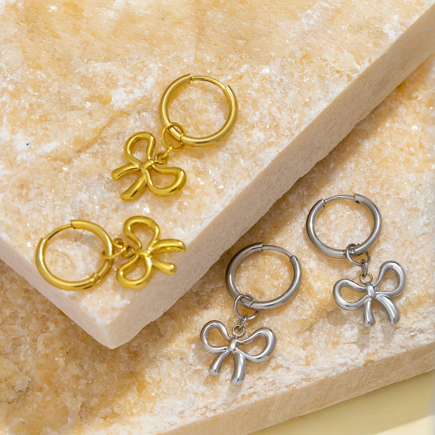 Bow-Risa Earrings