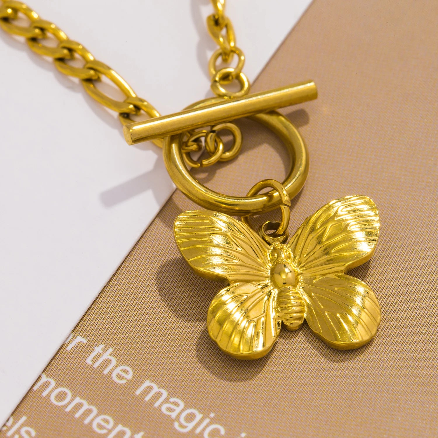 Lurea Necklace