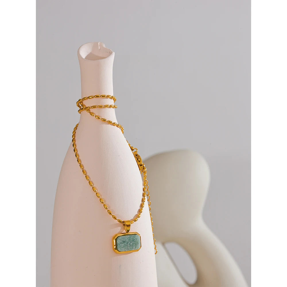 Faye Necklace