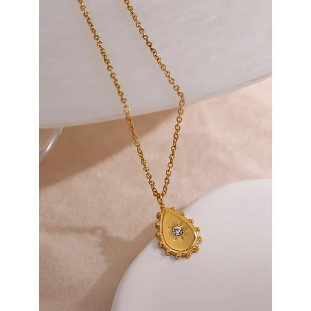 Halo Necklace