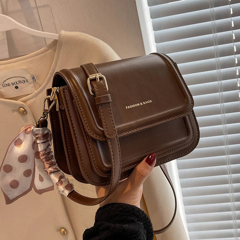 The Signature Box Bag