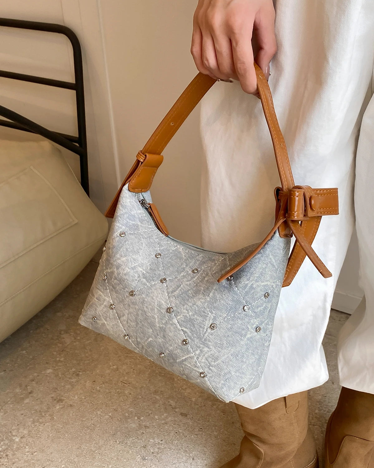 Luna Shoulder Bag