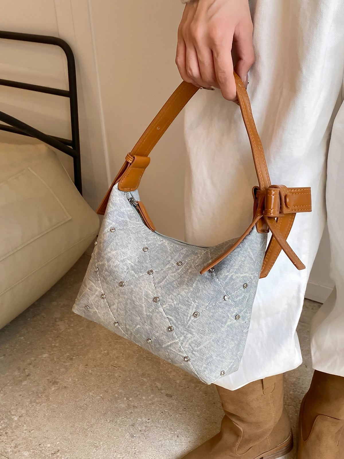 Luna Shoulder Bag