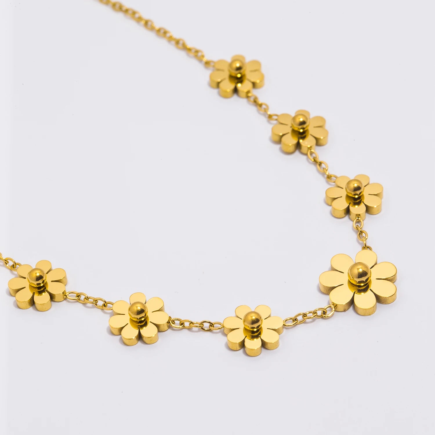 Daisy Flower Necklace