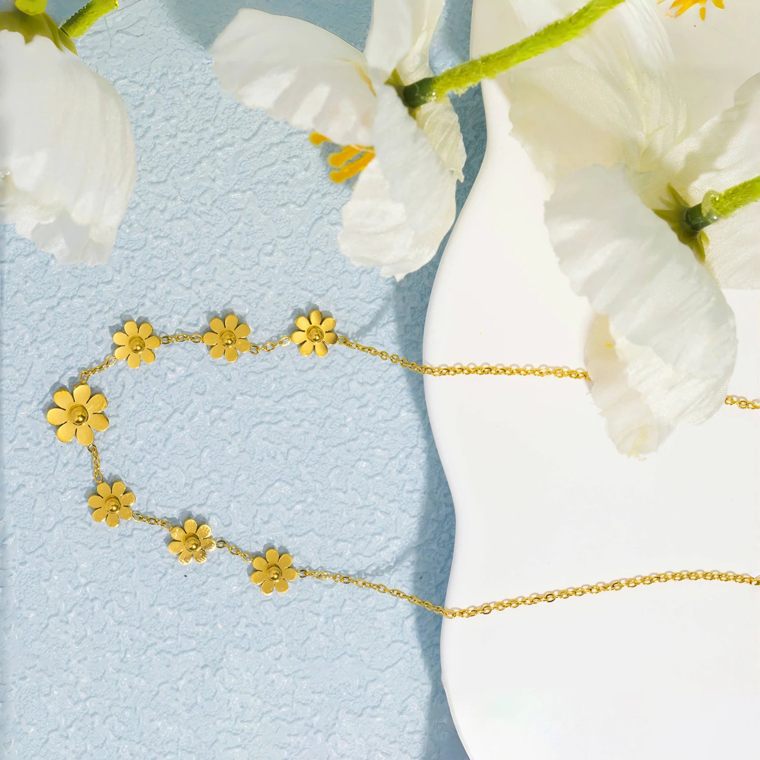 Daisy Flower Necklace