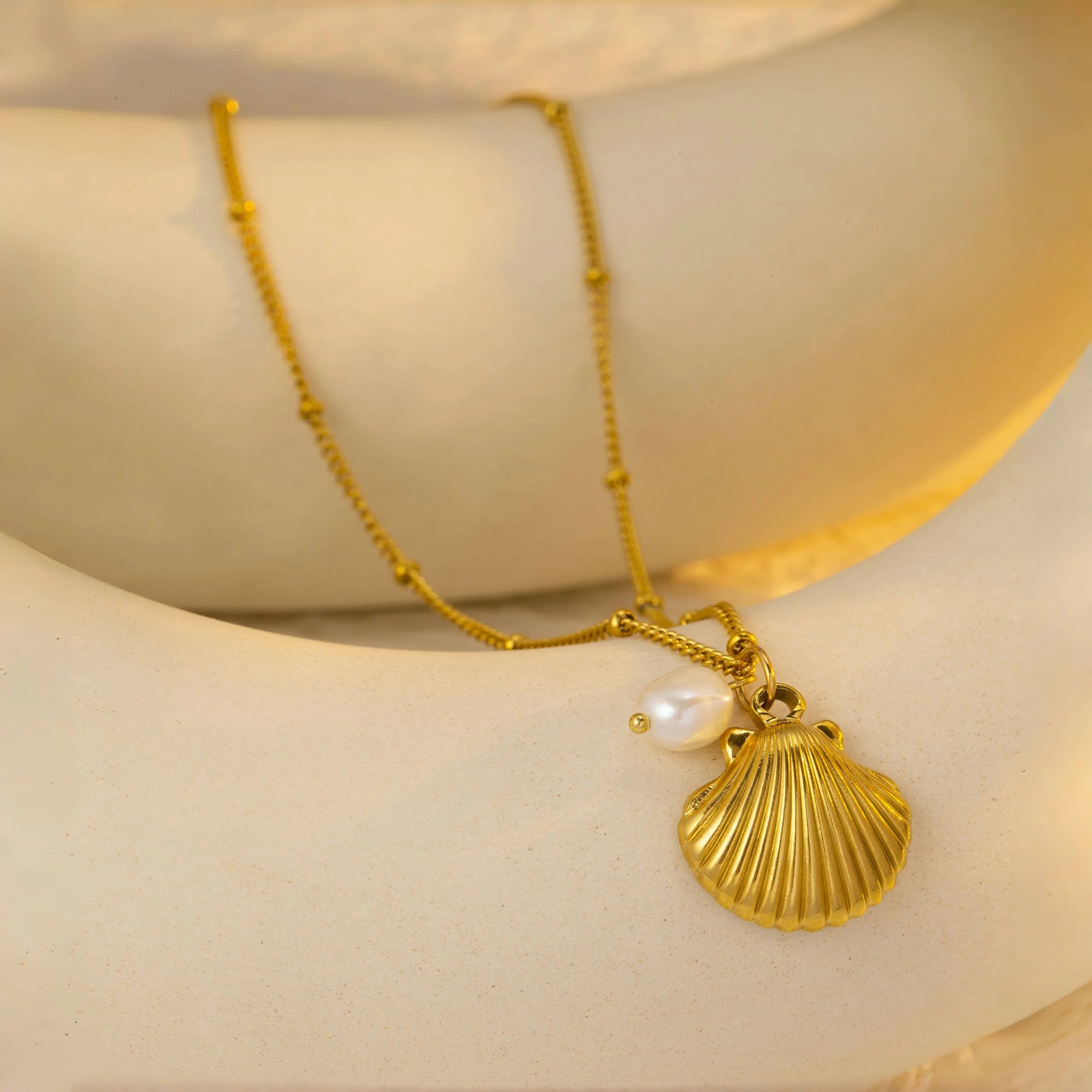 Pearl Pendant Necklace