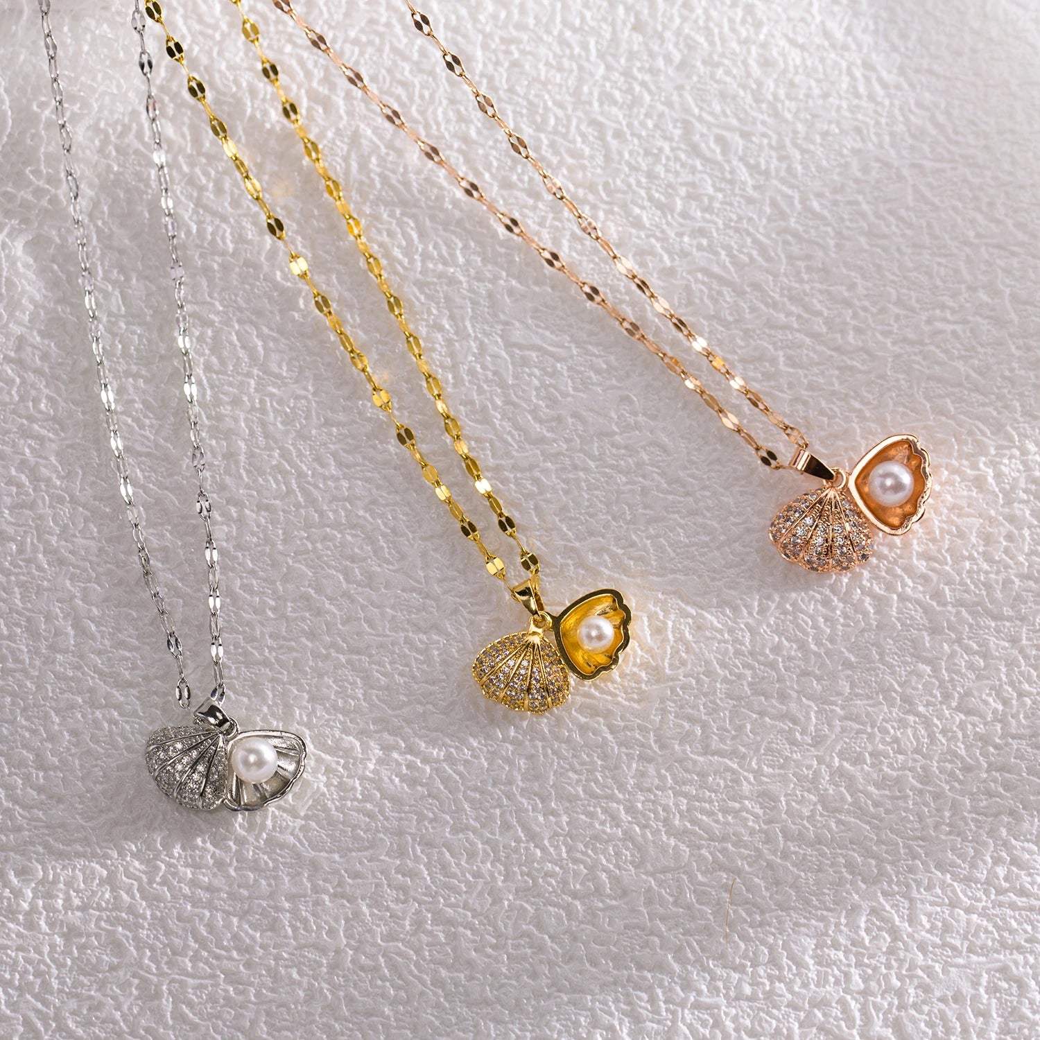 Frozen Petal – Necklace