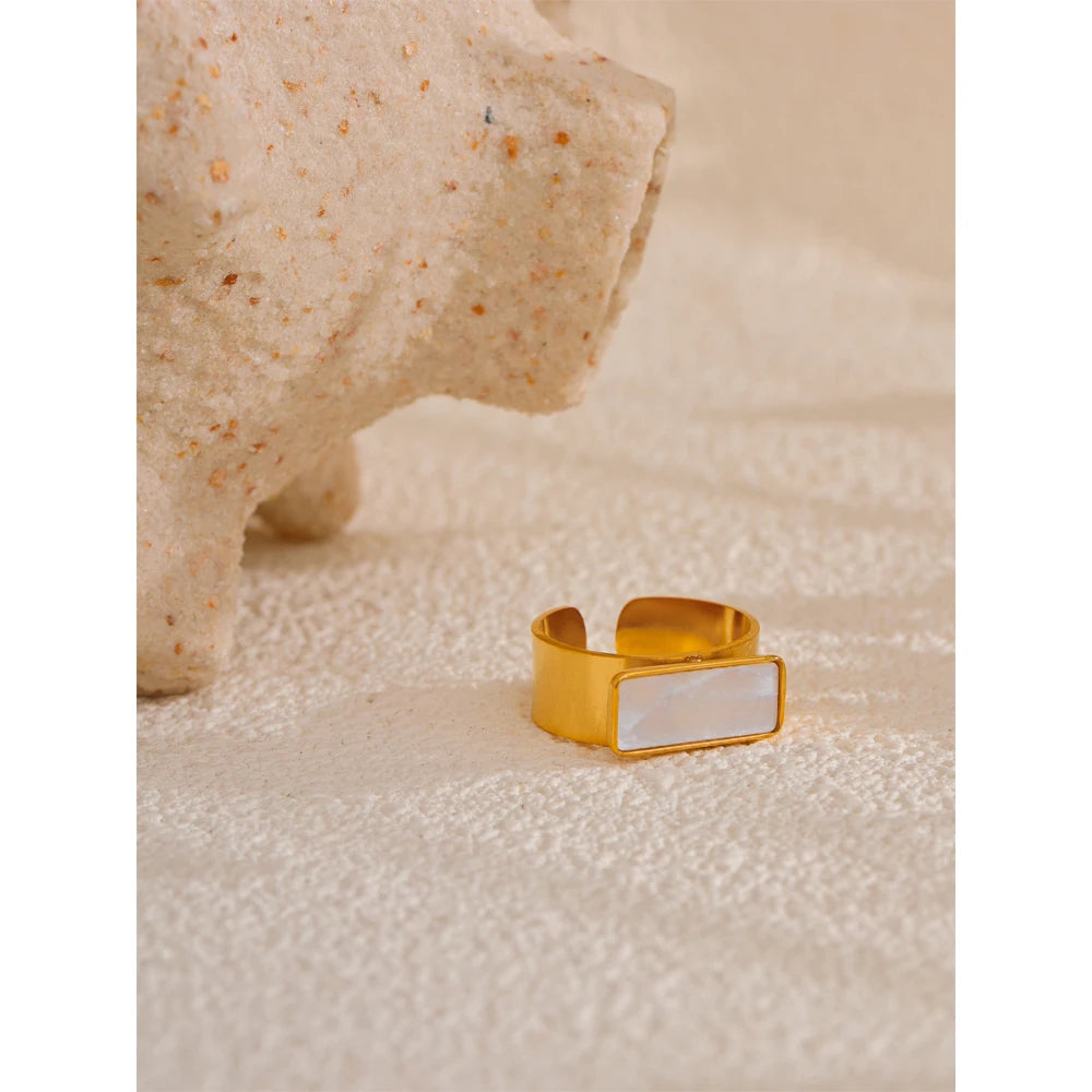 Arza Ring