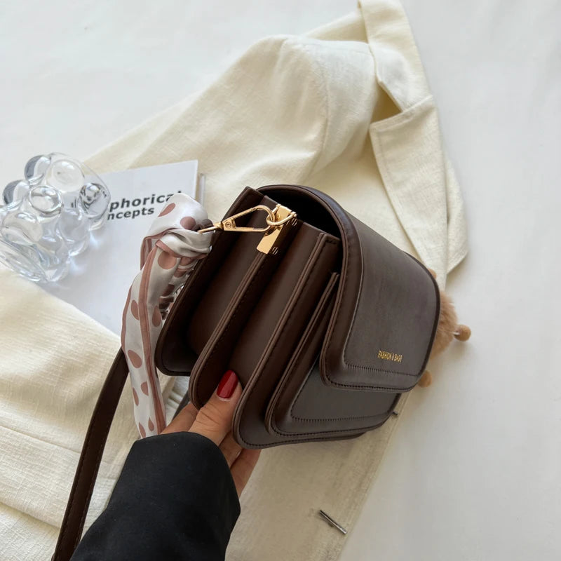 The Signature Box Bag