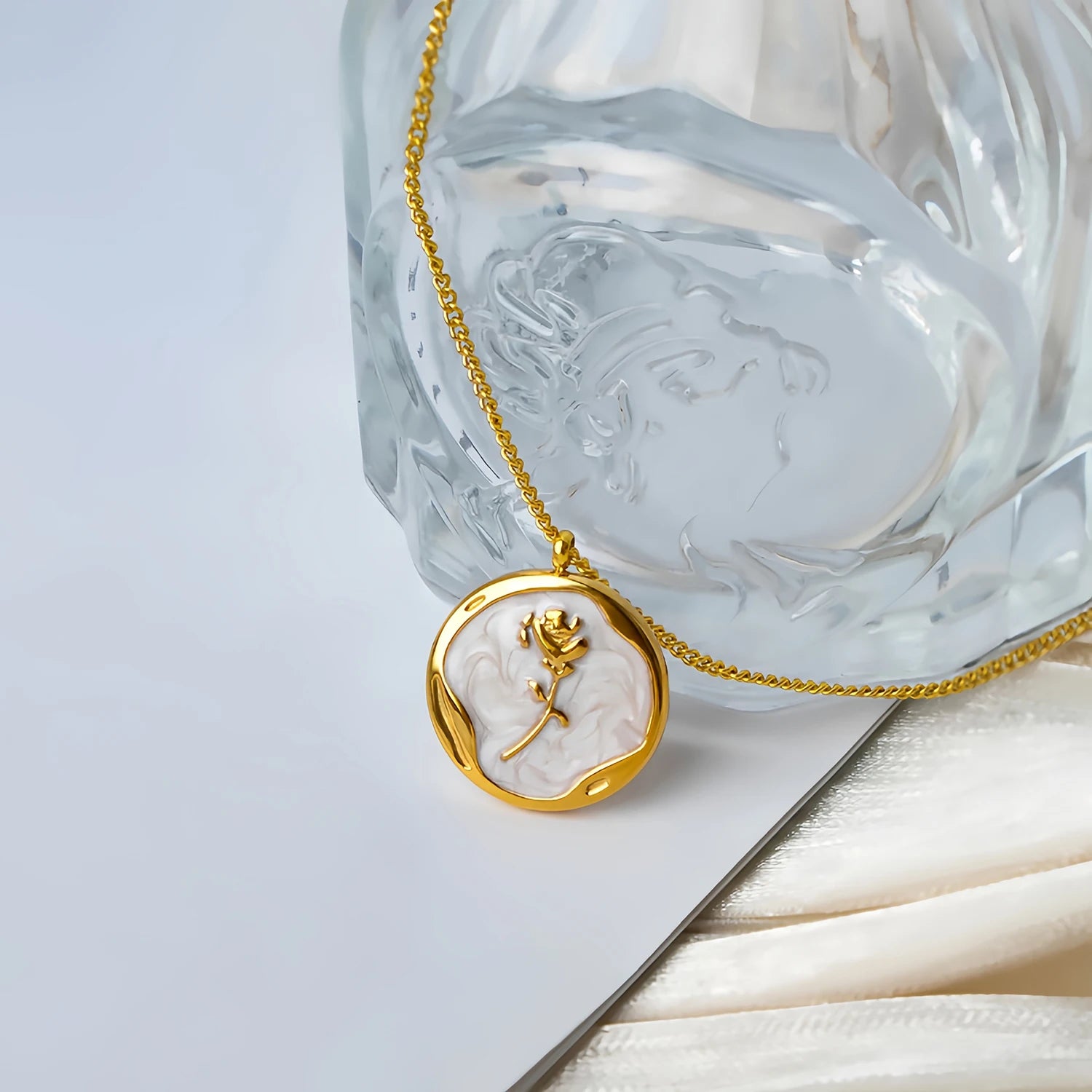 Rose Circular Necklace