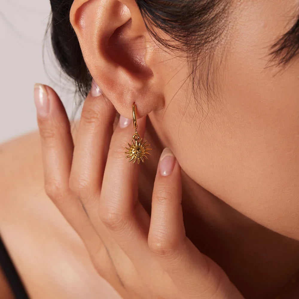 Aria Earring