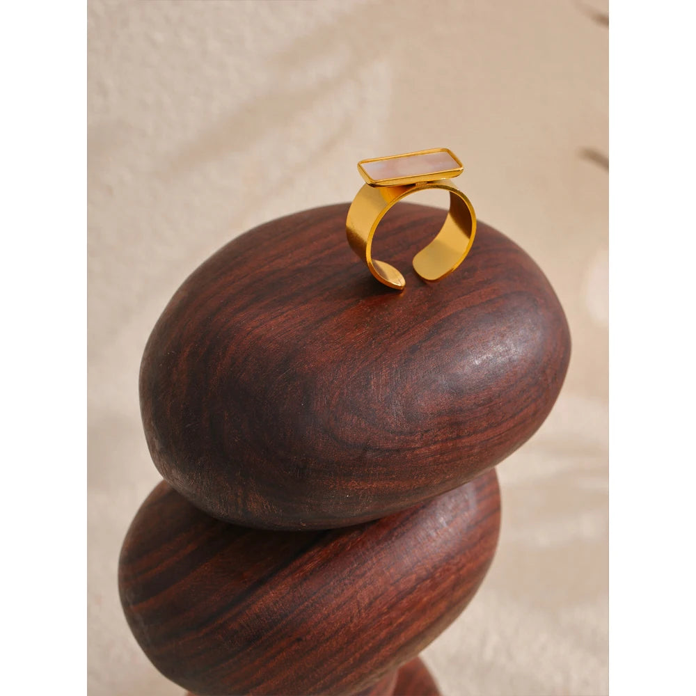 Arza Ring
