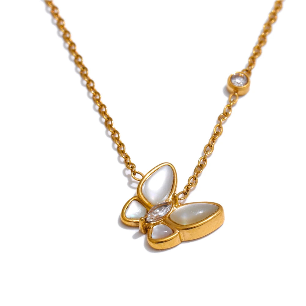 Belle Necklace