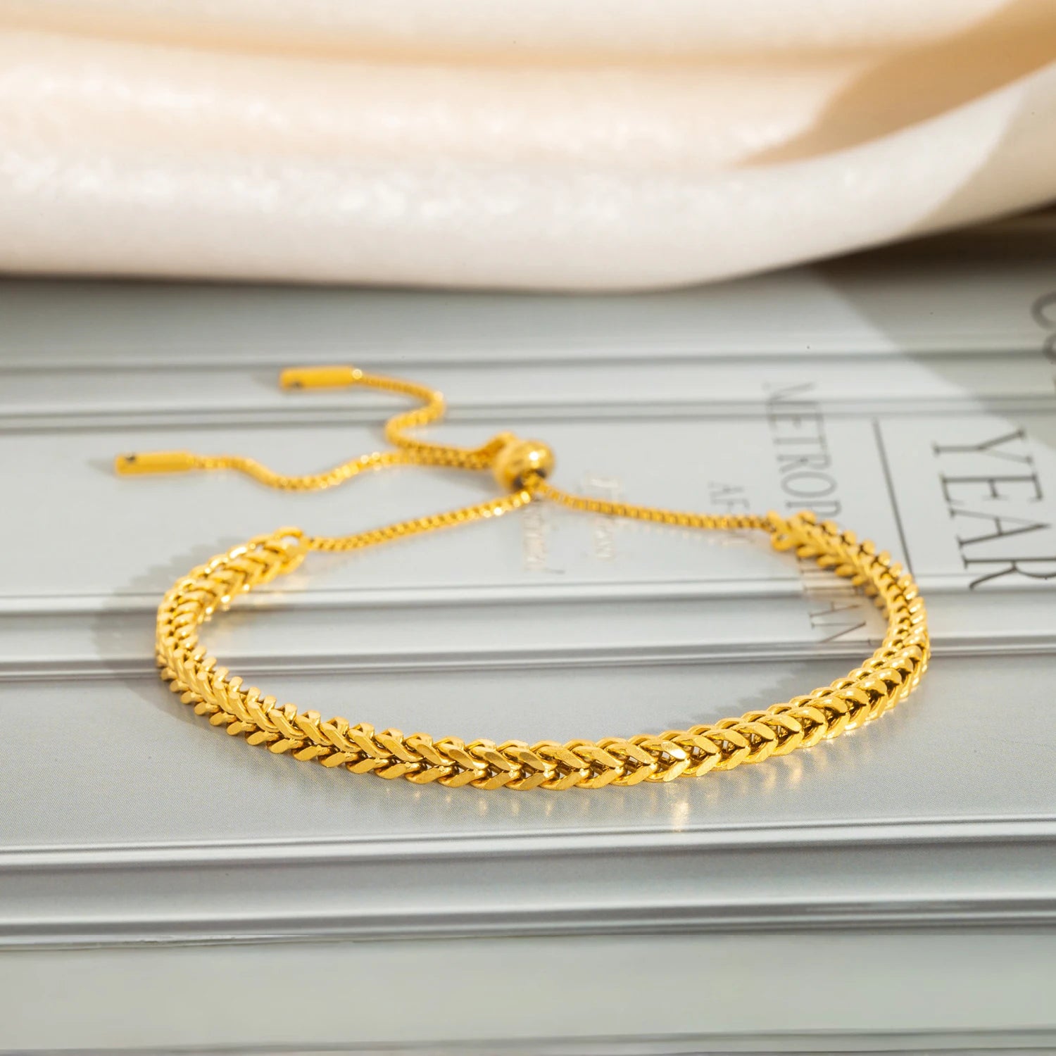 Slide Knot Bracelet